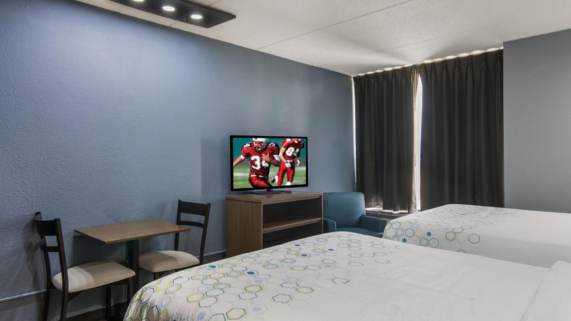 Hometowne Studios By Red Roof And Conference Center Chicago - N Aurora Naperville North Aurora Esterno foto